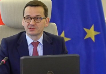 Nagrody dla ministrów wypłacone "przez pomyłkę"? Morawiecki kazał je oddać