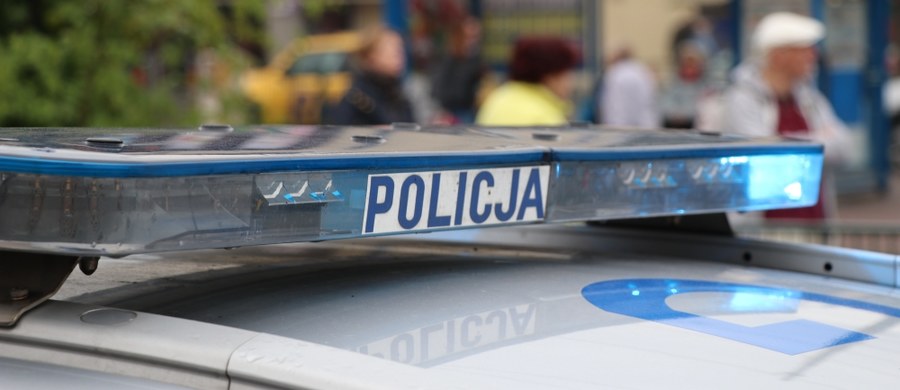 Tragedia w Kielcach. Przed Komendą Miejską Policji podpalił się 29-letni mężczyzna - informuje dziennikarz RMF FM Marek Wiosło. Informację o tym zdarzeniu otrzymaliśmy na Gorącą Linię RMF FM. 