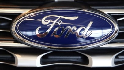 Ford alarmuje: Ponad milion aut do naprawy. "Ryzyko odpadnięcia kierownicy"
