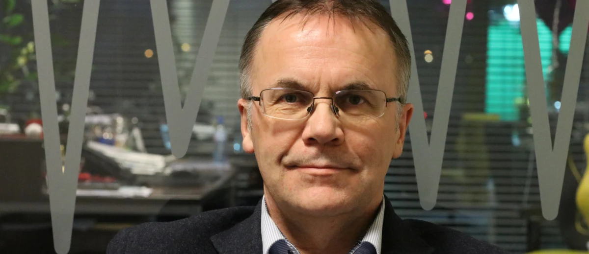 "Posiedzenie Sejmu jest w przyszłym tygodniu, mam nadzieję, że to się uda przeprocedować, żeby KRS zaczął pracę" - tak o najnowszym projekcie autorstwa posłów PiS w sprawie zmiany ustawy o Krajowej Radzie Sądownictwa mówi w Popołudniowej rozmowie w RMF FM Jarosław Sellin. "Niezwoływanie KRS jest obstrukcją, paraliżem istotnej części władzy państwowej w Polsce" - uważa wiceminister kultury. "Można podejrzewać ze względu na pewne zaangażowanie polityczne pani Gersdorf, że nie ułatwiałaby kontynuowania tej reformy. W związku z tym trzeba tę sytuację naprawić" – mówi gość Mariusza Piekarskiego. Decyzje ws. kandydata PiS na prezydenta Warszawy są, dojrzewają, ale będą komunikowane po 10 kwietnia - tak Sellin odpowiada na pytanie, czy kandydatem będzie Michał Dworczyk, czy może Patryk Jaki. Jak sam przyznaje, postawiłby na tego, "który rokuje, że Warszawa będzie zabrana mafii reprywatyzacyjnej". Także po 10 kwietnia zapadnie decyzja ws. kandydata na prezydenta Gdańska. "Mamy raczej młodych kandydatów" - zapewnia gość Mariusza Piekarskiego. "To jest ciekawy człowiek, który ma dużo zasług społecznych" - tak Sellin mówi o ewentualnym poparciu dla Kacpra Płażyńskiego.