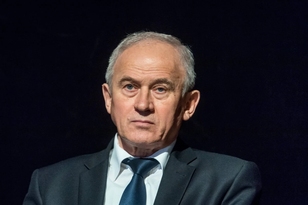 Budowa pierwszej polskiej elektrowni atomowej wydaje się coraz mniej realna. Minister Energii Krzysztof Tchórzewski z coraz mniejszym przekonaniem mówi o tym, że szybko przygotuje plan jej budowy. "Jakiś poślizg może mieć jeszcze mniejszy" - podkreśla. 