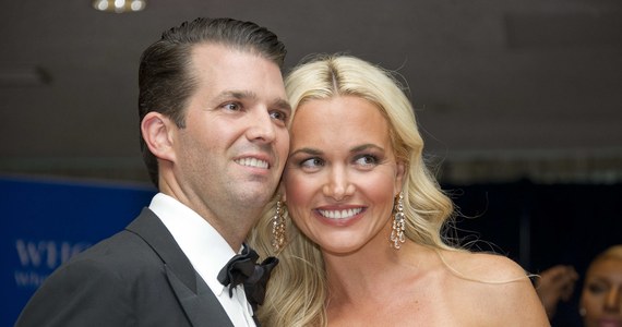 Żona Donalda Trumpa Juniora, najstarszego syna prezydenta Stanów Zjednoczonych, złożyła w Nowym Jorku wniosek o rozwód - poinformowały zagraniczne media. Para potwierdziła doniesienia. Byli małżeństwem przez 12 lat.