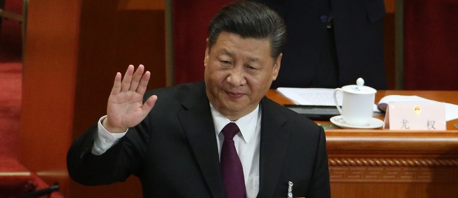 Xi Jinping został w sobotę formalnie wybrany prezydentem ChRL na drugą kadencję przez lojalny wobec Komunistycznej Partii Chin krajowy parlament. Uchwalono również szeroką reformę struktury rządu, a nowym wiceprezydentem został bliski stronnik Xi, Wang Qishan.