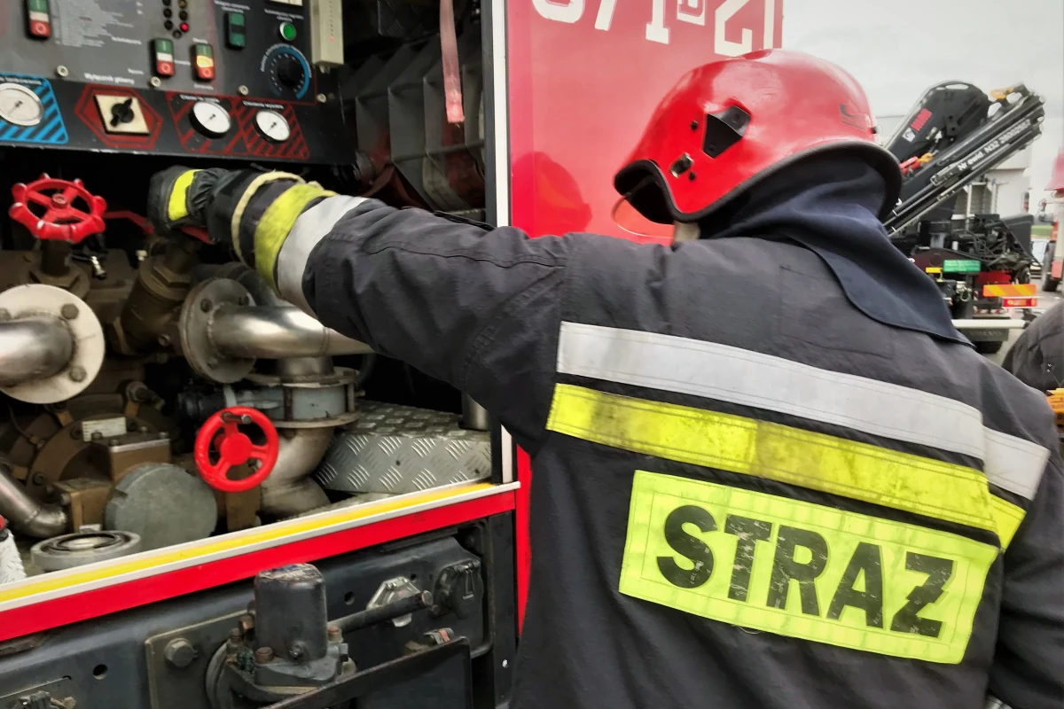 ​Zatrucie tlenkiem węgla było prawdopodobną przyczyną śmierci starszego mężczyzny w Złotogłowicach - poinformował oficer dyżurny KW Państwowej Straży Pożarnej w Opolu.