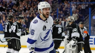 NHL. Nikita Kuczerow poprowadził Tampa Bay Lightning do zwycięstwa