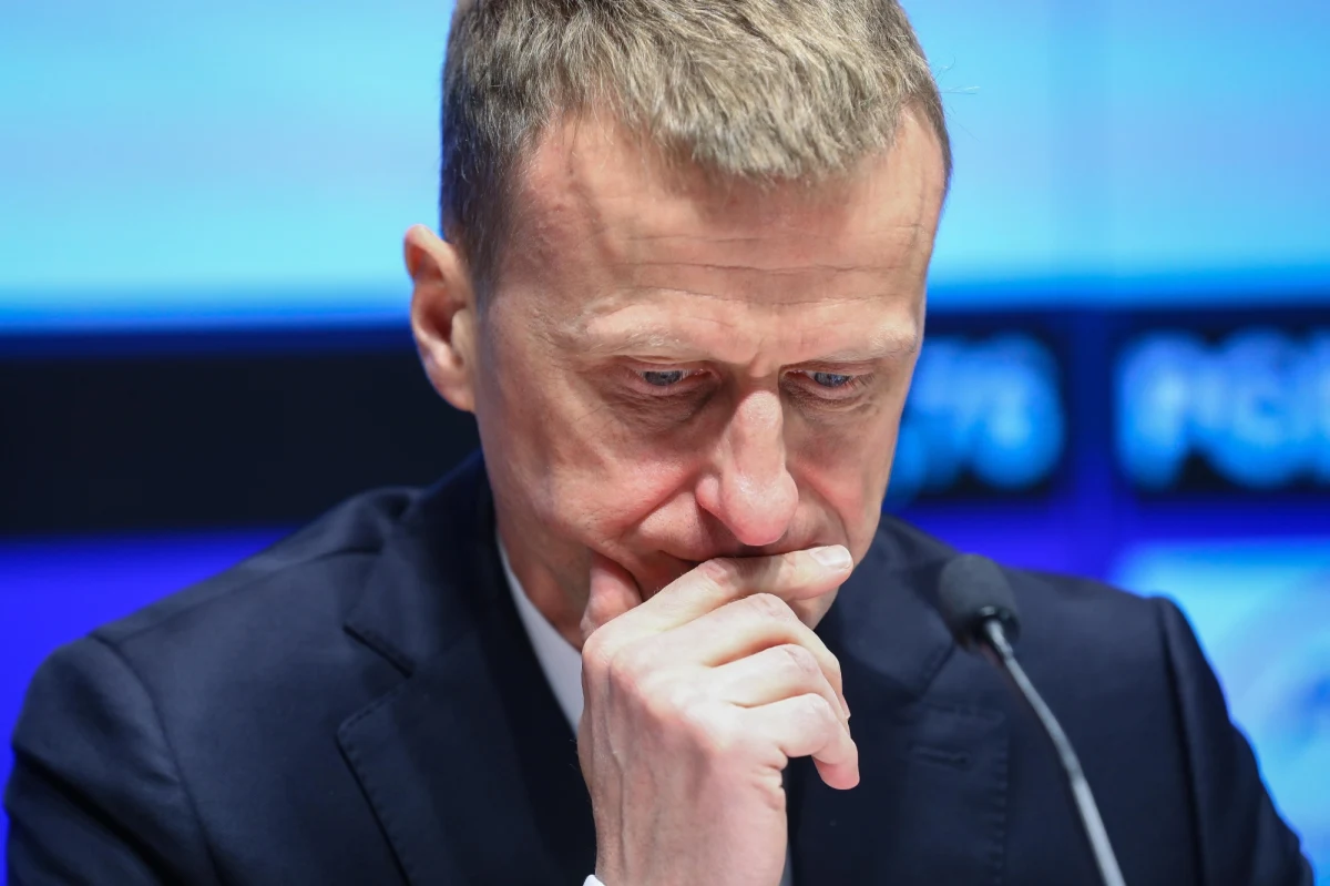 Prezes Lotosu - odwołany. Marcin Jastrzębski stracił właśnie stanowisko. Odwołała go Rada Nadzorcza. Pełniącym obowiązki prezesa został dotychczasowy wiceszef gdańskiej rafinerii, Mateusz Bonca.   