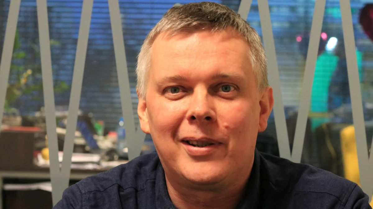 "Jestem przeciwny takim pomysłom, taka kara byłaby absurdalna" - tak Tomasz Siemoniak skomentował w Popołudniowej rozmowie w RMF FM pomysł bojkotu mundialu w Rosji w związku z otruciem Siergieja Skripala. Według gościa Marcina Zaborskiego, byłaby to kara dla sportowców i kibiców. "Trzeba było kilka lat temu nie przyznawać Rosji prawa do organizowania wielkich imprez sportowych" - uważa Siemoniak. "Powinniśmy bardzo ważyć swoją politykę, obserwować, co robią inni i starać się jak najlepiej realizować polskie interesy" - podsumowuje były szef MON. "Akurat ta wczorajsza rozmowa premiera Morawieckiego z premier Wielkiej Brytanii pokazała, jakie jest stanowisko Polski. To są słuszne kroki" - uważa Siemoniak. 