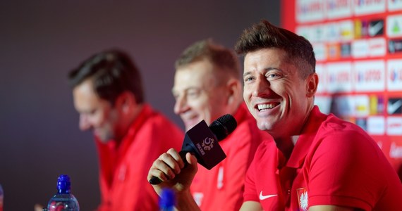 Kapitan piłkarskiej reprezentacji Polski Robert Lewandowski przyznał, że zbliżające się mecze towarzyskie z Nigerią i Koreą Południową to pierwsza lekcja przed mistrzostwami świata w Rosji. Podopieczni Adama Nawałki w mistrzostwach świata będą rywalizowali w grupie H z Kolumbią, Japonią i Senegalem. Właśnie styl gry dwóch ostatnich zespołów mają przypominać najbliżsi rywale biało-czerwonych.