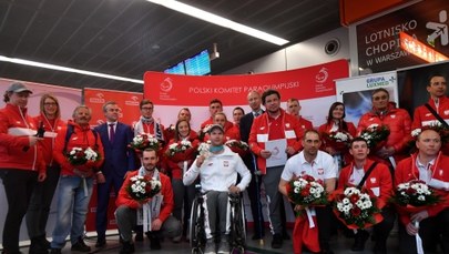 Polscy paraolimpijczycy wrócili do kraju. "Udało nam się pokonać światowe potęgi"