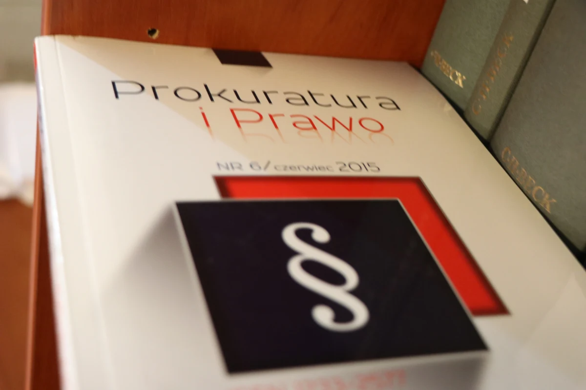 Zamknięto śledztwo w sprawie brutalnego zabójstwa burmistrza Zdzieszowic na Opolszczyźnie. Taką decyzję podjęła opolska prokuratura okręgowa. Po czterech latach śledztwa nadal nie wiadomo, kto zabił Dietera Przewdzinga. Mimo że zrobiono wszystko, co planowano, po sprawcy bądź sprawcach nie ma żadnych śladów. Nikogo też w ciągu czterech lat nie zatrzymano, ani tym bardziej nie postawiono nikomu żadnych zarzutów. 