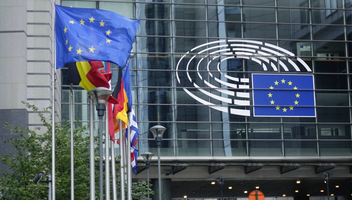 Grupa polskich sędziów wzięła udział w debacie o reformie sądownictwa w Polsce zorganizowanej w Parlamencie Europejskim w Brukseli. Wraz z europosłami PO krytykowali oni zmiany wprowadzone w polskim wymiarze sprawiedliwości. Europosłowie PiS bronili zmian. 