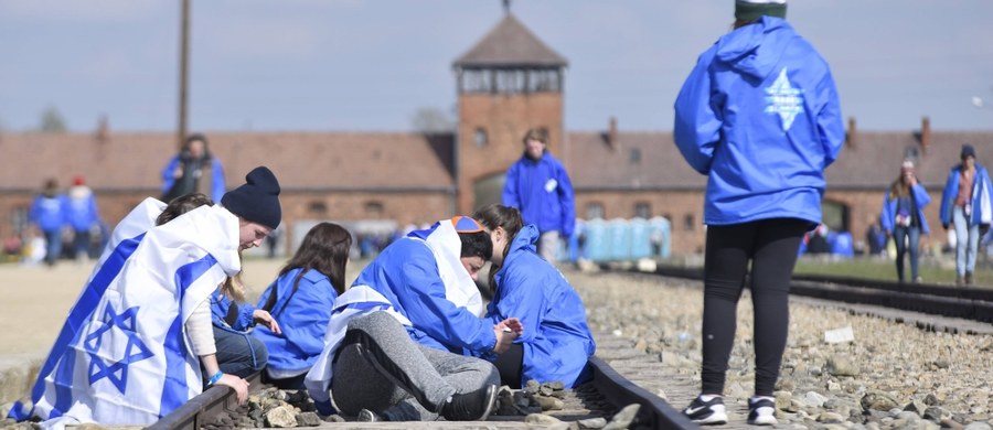 Policja zatrzymała obywatela Izraela, który – według świadków - znieważył pomnik ofiar na terenie byłego niemieckiego obozu Auschwitz II-Birkenau. Do tego zdarzenia miało dojść w środę ok. godziny 13:00.