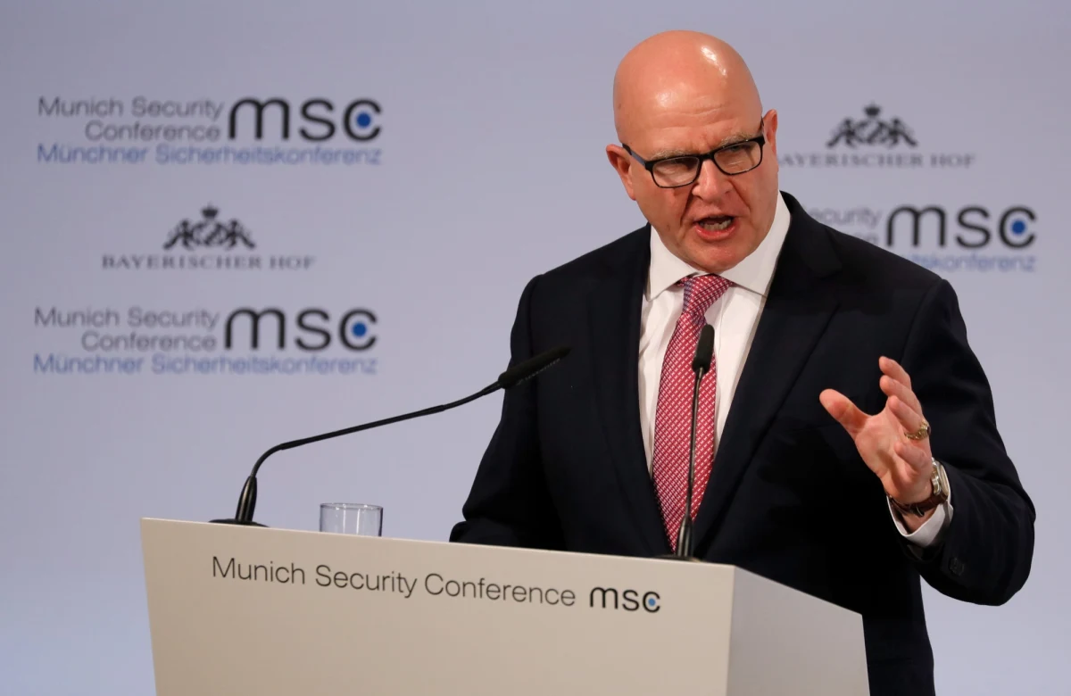 Z Białym Domem żegna się gen. Herbert Raymond McMaster - doradca Donalda Trumpa do spraw bezpieczeństwa narodowego. Zastąpi go były ambasador USA przy ONZ John Bolton. 