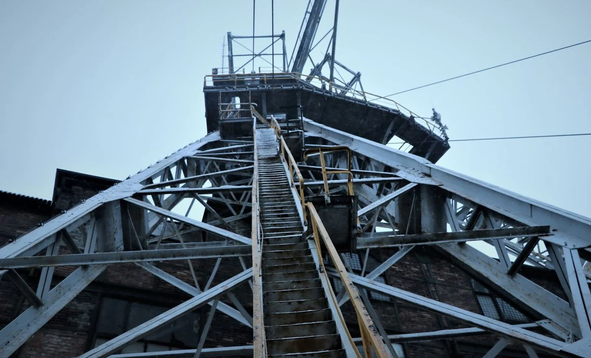 Wyższych płac i odłączenia od Polskiej Grupy Górniczej, domagają się pracownicy kopalni Ruch Marcel w Radlinie. W zakładzie przeprowadzono referendum w tej sprawie. 