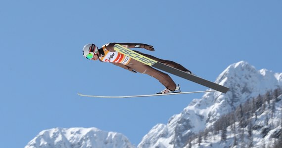 Kamil Stoch wygrał konkurs Pucharu Świata w skokach narciarskich w słoweńskiej Planicy. Odniósł 30. indywidualne zwycięstwo w zawodach cyklu, a ósme w obecnym sezonie. Z poprzedniego cieszył się 15 marca w norweskim Trondheim. To 56. podium indywidualne Stocha w PŚ. Na dorobek skoczka z Zębu składa się 30 zwycięstw, 15 drugich lokat oraz 11 trzecich.