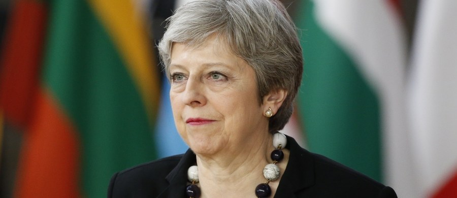 Brytyjska premier Theresa May powiedziała w Izbie Gmin, że zapowiedziane przez 18 państw wydalenie ponad 100 rosyjskich dyplomatów jest największym w historii stosunków dyplomatycznych z Rosją.