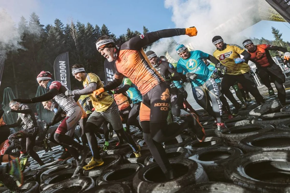 Nasi zawodnicy wzięli udział w pierwszym Górskim Runmageddonie. Biegacze z drużyny RMF4RT OCR zmierzyli się z dwoma kategoriami - Classic oraz Elite. Trudny górski teren, malowniczy krajobraz, zapierające dech w piersiach widoki, a także duży wycisk na śniegu, czyli to, co czekało na zawodników w Wierchomli Małej. 