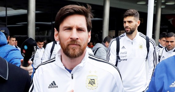 ​Selekcjoner piłkarskiej reprezentacji Argentyny Jorge Sampoli zapewnił, że największy gwiazdor tego zespołu Lionel Messi jest gotowy, aby wystąpić we wtorkowym towarzyskim meczu z Hiszpanią w Madrycie. Spotkanie rozpocznie się o godzinie 21:30.