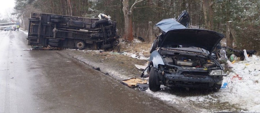 Policja bada okoliczności tragicznego wypadku w  miejscowości Łuszczów Pierwszy na Lubelszczyźnie. Zginęło w nim 2,5-letnie dziecko. 