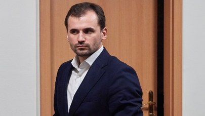 Marcin Dubieniecki wyjeżdża z kraju. Sąd zawiesił zakaz, prokuratura protestuje