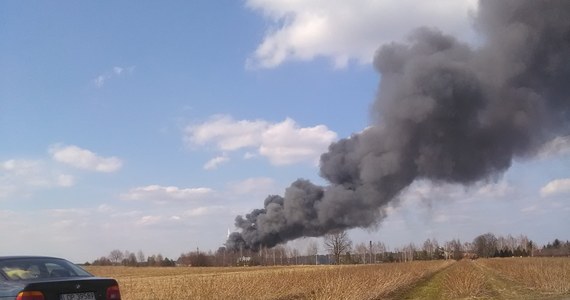 Strażacy opanowali już pożar szklarni w miejscowości Cuple w woj. lubelskim. Akcja dogaszania może potrwać jeszcze kilka godzin.