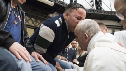 Papież Franciszek przyznał się do choroby. "Powinienem poddać się operacji"