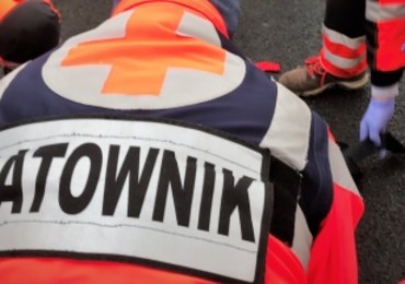 Zablokowana A1. Zderzyły się 2 ciężarówki i osobówka