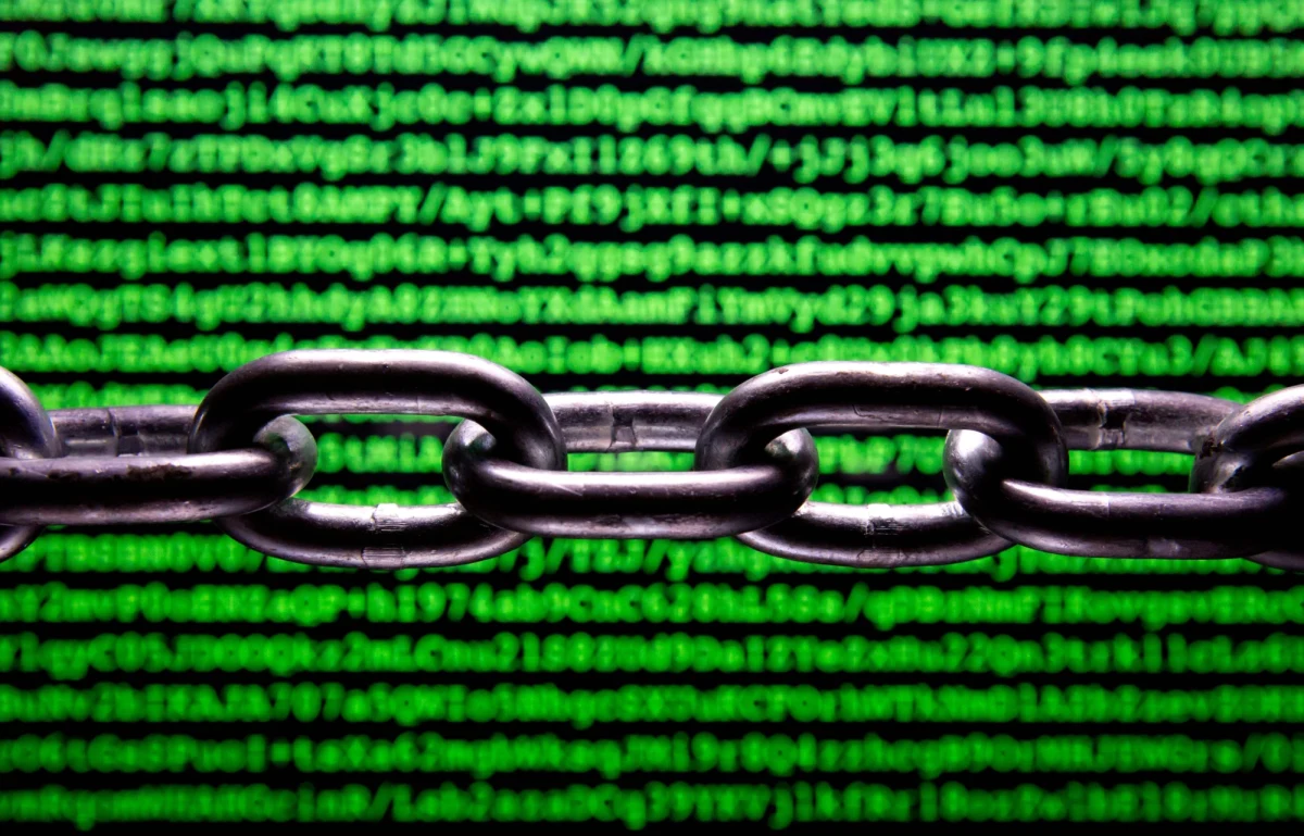 Blisko 300 profili na portalach społecznościowych oraz stron internetowych zostało zablokowanych przez Amerykanów. Chodzi o słynną już fabrykę trolli z Sankt Petersburga, czyli instytucję prowadzącą wojnę informacyjną w imieniu Kremla.