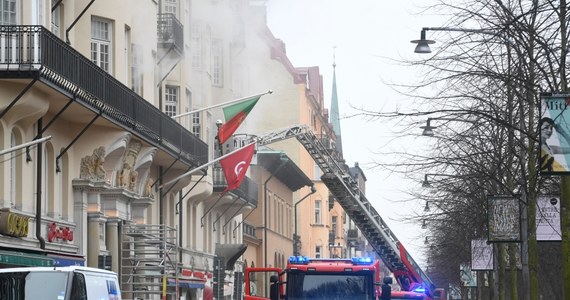 14 osób zostało poszkodowanych w pożarze w budynku ambasady Portugalii w stolicy Szwecji Sztokholmie. Policja zatrzymała osobę, podejrzewaną o podpalenie. 