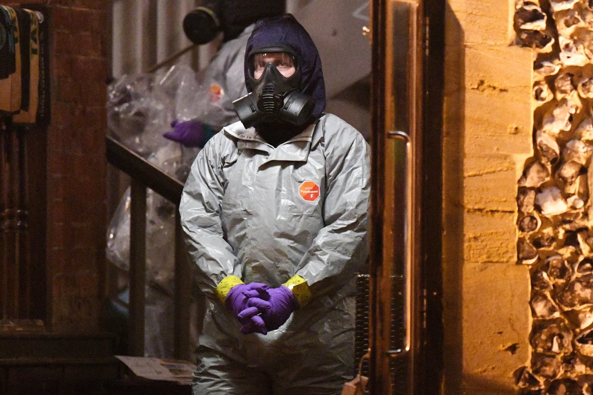 ​Kot i dwie świnki morskie, które należały do byłego oficera rosyjskiego wywiadu wojskowego Siergieja Skripala, zostały znalezione martwe - poinformował rzecznik brytyjskiego ministerstwa ds. ochrony środowiska. Miesiąc po próbie otrucia Skripala i jego córki Julii w Salisbury na południowym zachodzie Anglii los zwierząt domowych byłego oficera GRU, który przeszedł na stronę Brytyjczyków, został podany do wiadomości publicznej.