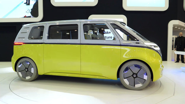 Zasięg 600 kilometrów, nadspodziewanie przestrzenne wnętrze i bateria umieszczona jak tabliczka czekolady? Samochód elektryczny nowej generacji ze stajni Volkswagen na Poznań Motor Show robi wrażenie! 