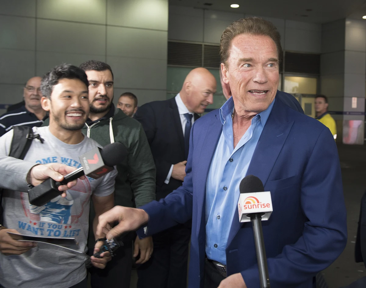 Były gwiazdor filmów akcji i były gubernator Kalifornii, 70-letni obecnie Arnold Schwarzenegger, opuścił szpital Cedar-Sinai Medical Center w Los Angeles. Kilka dni temu przeszedł operację wymiany sztucznej zastawki serca.