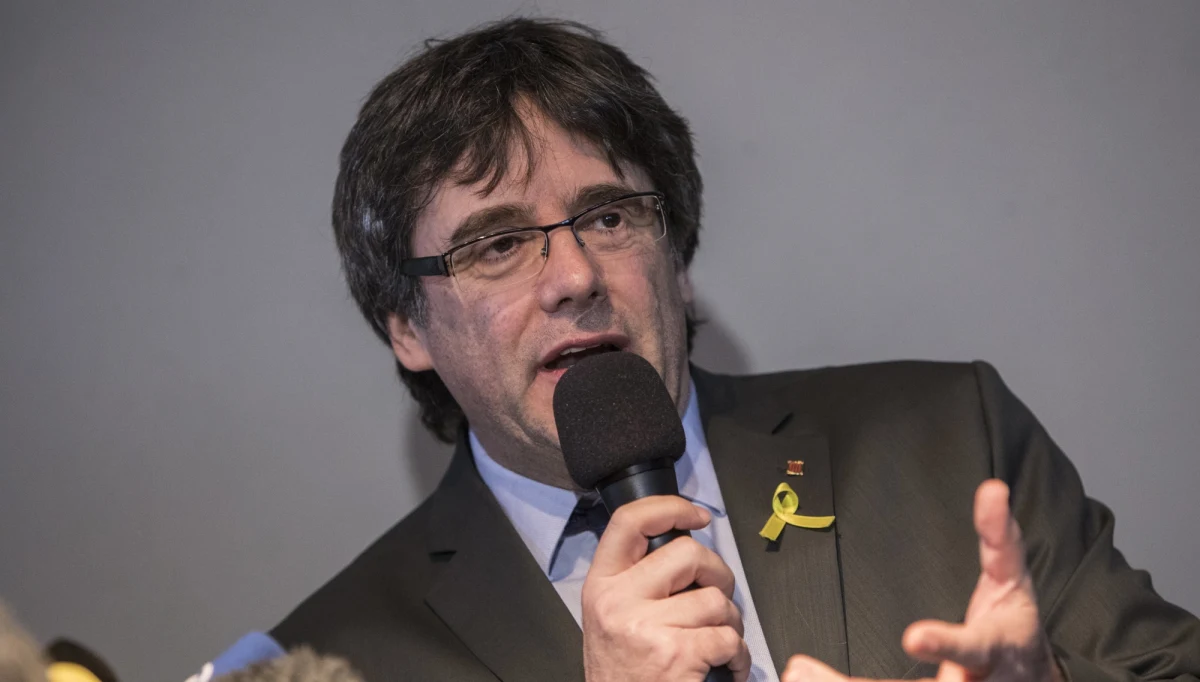 ​Były premier Katalonii Carles Puigdemont zanim został aresztowany w Niemczech, rozważał możliwość ucieczki do Rosji - ujawnił wydawany w Madrycie dziennik “El Mundo".