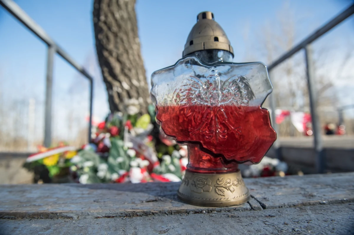 Msze, koncerty, pokazy filmowe, apele i marsze pamięci. To wszystko we wtorek – w rocznicę katastrofy smoleńskiej. Wspomnienia tragicznych wydarzeń sprzed ośmiu lat zdominują nowy tydzień w polityce.  