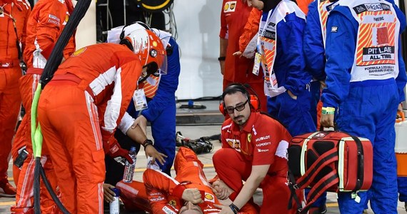 Sebastian Vettel z Ferrari wygrał wyścig Formuły 1 o Grand Prix Bahrajnu. Radość z sukcesu w ekipie z Maranello przyćmił wypadek w garażu. Podczas pit stopu Kimi Raikkonen wjechał w mechanika i złamał mu nogę. Za ten incydent Ferrari zostało ukarane grzywną w wysokości 50 tysięcy euro.