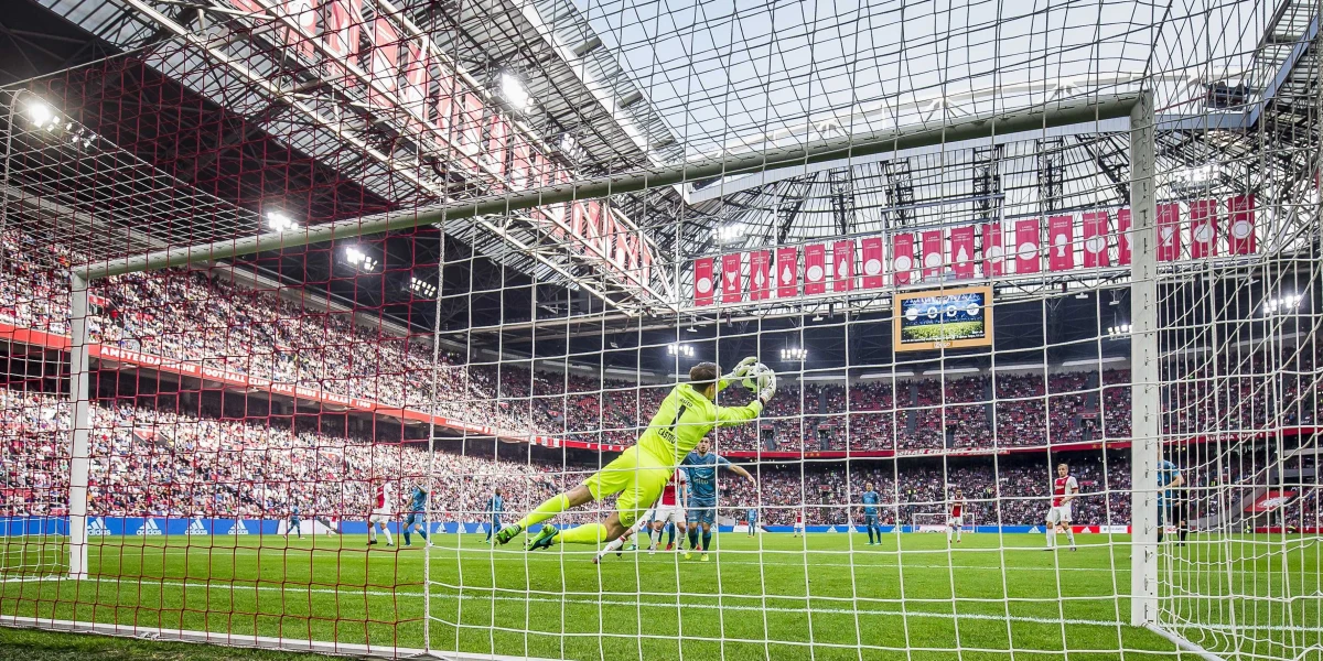 Na nieco ponad dwa miesiące przed startem piłkarskich mistrzostw świata w Rosji w ekipie Japonii - która będzie grupowym rywalem Polaków - doszło do poważnych zmian. Z funkcji selekcjonera zwolniony został Bośniak Vahid Halilhodzic. Zastąpi go Japończyk Akira Nishino. Jak przyznał szef japońskiej federacji, kluczowe znaczenie przy wyborze nowego selekcjonera miała narodowość.