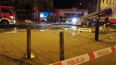 Łódź: Wybuch w lokalu gastronomicznym. "Przez ulicę przeleciały krzesła z witryną"