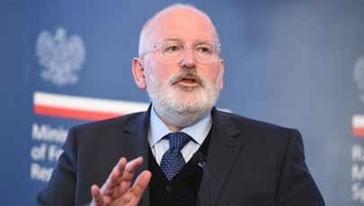 Timmermans: Rekomendacje pokazują, co musi być zrobione w Polsce