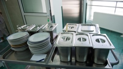 NIK alarmuje: Szpitalne posiłki mogą szkodzić