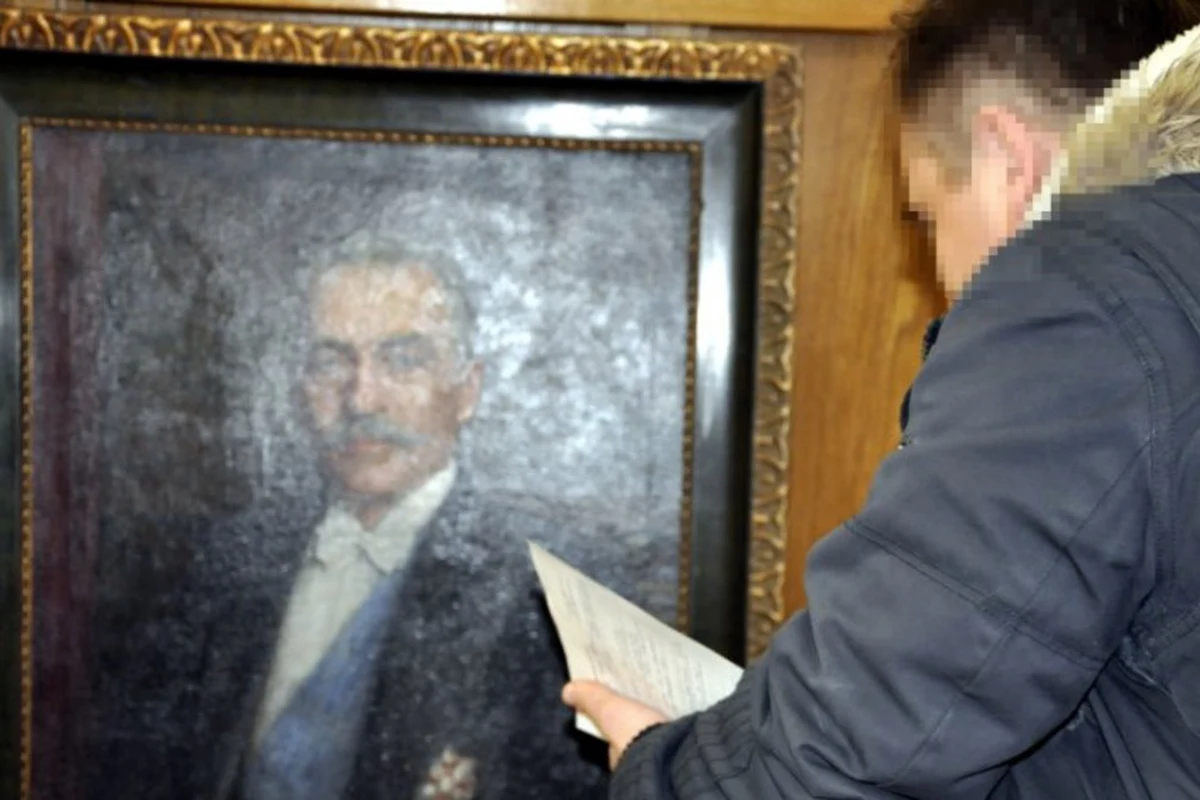 Stołeczni policjanci z wydziału kryminalnego, działając wspólnie z Ministerstwem Kultury i Dziedzictwa Narodowego, odnaleźli i zabezpieczyli na przestrzeni trzech ostatnich miesięcy obrazy zagrabione w czasie wojny z Muzeum Narodowego w Krakowie. 