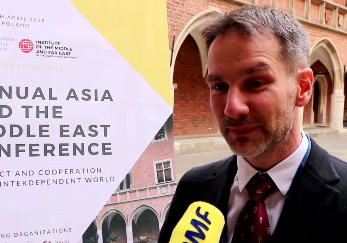 Interwencja w Syrii jest bardzo prawdopodobna, ale najpewniej będzie to interwencja tylko przy użyciu rakiet dalekiego lub średniego zasięgu i nalotów - uważa dr Łukasz Fyderek z Instytutu Bliskiego i Dalekiego Wschodu Uniwersytetu Jagiellońskiego. Napięcie w Syrii rośnie po domniemanym użyciu broni chemicznej we Wschodniej Gucie przez tamtejsze siły rządowe.  