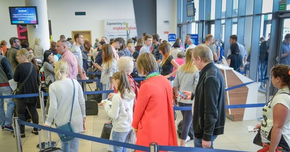 RMF: Emigranci z Pakistanu zatrzymani na lotnisku w Katowicach