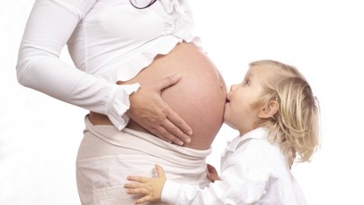 Szydło: Premie za szybkie urodzenie drugiego dziecka i darmowe leki dla kobiet w ciąży 