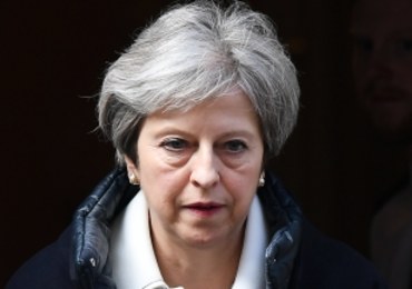 May broni interwencji w Syrii. „Sama dyplomacja nie przyniesie skutku”