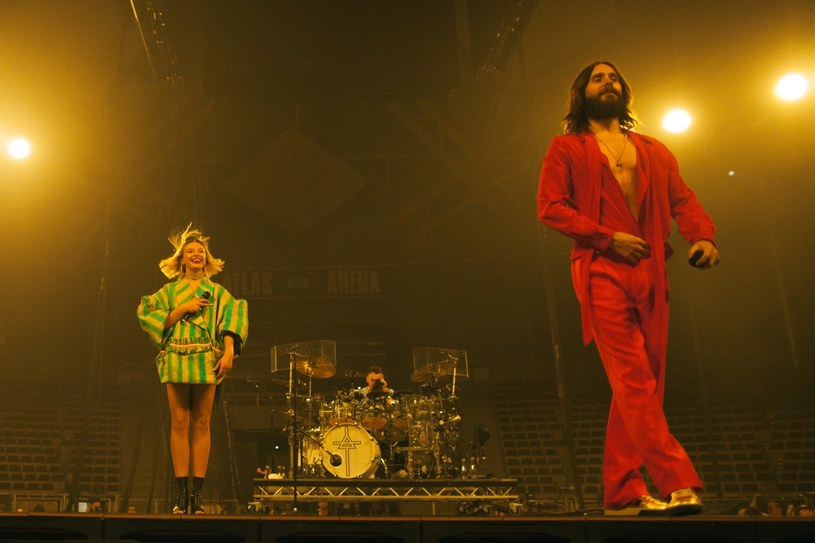 W środę (18 kwietnia) koncert w Atlas Arenie w Łodzi dała grupa Thirty Seconds To Mars, na czele której stoi Jared Leto. Na scenie gościnnie pojawiła się polska wokalistka Natalia Nykiel.