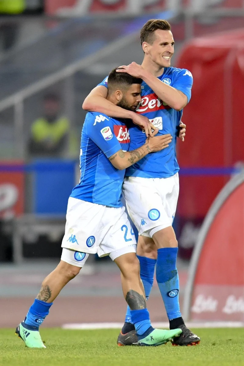 Drugiego ważnego gola po powrocie do gry strzelił Arkadiusz Milik. Napastnik pomógł walczącemu o tytuł mistrza Włoch Napoli wygrać mecz Udinese (4:2). Dobry występ w ekipie neapolitańczyków zaliczył Piotr Zieliński, który asystował przy jednej z bramek.