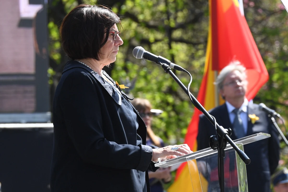 ​Relacje z Polską zależą od decyzji Trybunału w sprawie ustawy o IPN. Na razie wstrzymujemy niektóre działania - powiedziała ambasador Izraela w Polsce Anna Azari dla piątkowej "Rzeczpospolitej".