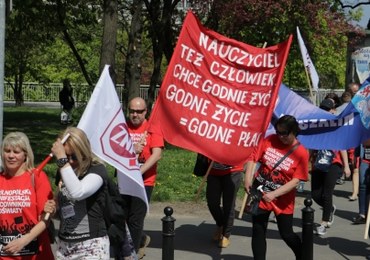 "Mamy dość". Nauczyciele protestowali w Warszawie