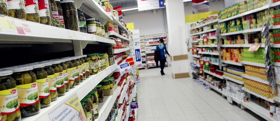 ​Zakaz niedzielnego handlu na razie niestraszny polskim sklepom. Główny Urząd Statystyczny podał właśnie, że w marcu sprzedaż detaliczna, czyli kwota wydanych przez nas na zakupy pieniędzy wzrosła.