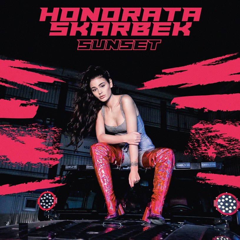 11 maja do sklepów trafi album "Sunset" wokalistki Honoraty Skarbek. 